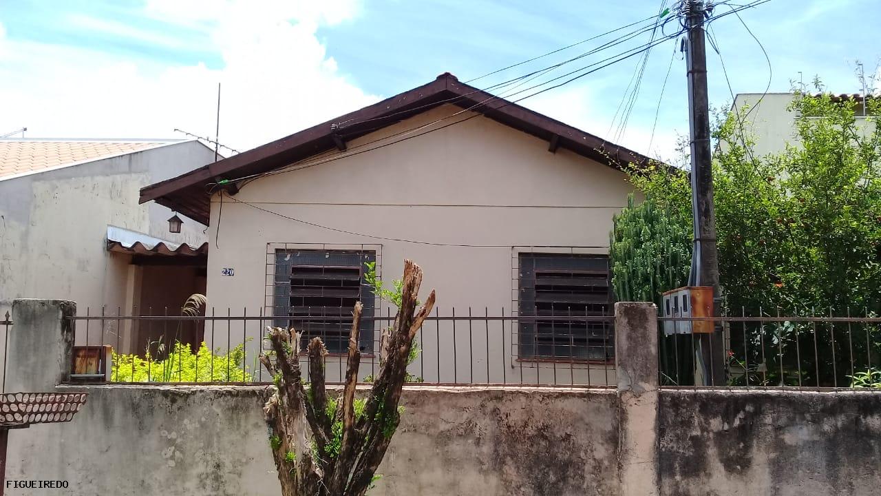 Casas com varanda gourmet à venda em Bandeirantes, Londrina, PR