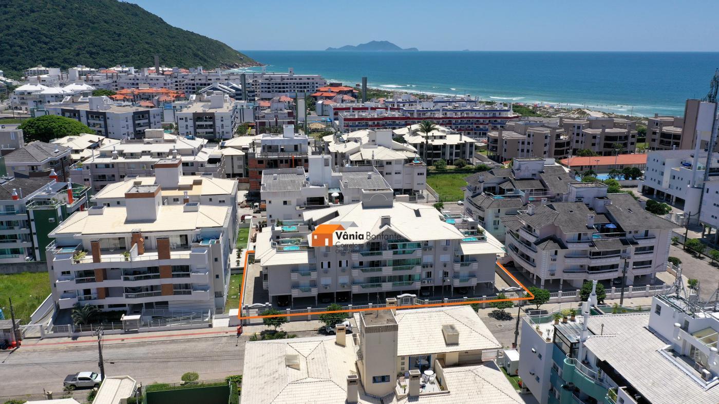 Apartamento para Venda - Florianópolis / SC no bairro Ingleses do Rio  Vermelho, 3 dormitórios, sendo 1 suíte, 2 banheiros, 2 vagas de garagem,  mobiliado, área total 145,00 m², área útil 118,00 m²