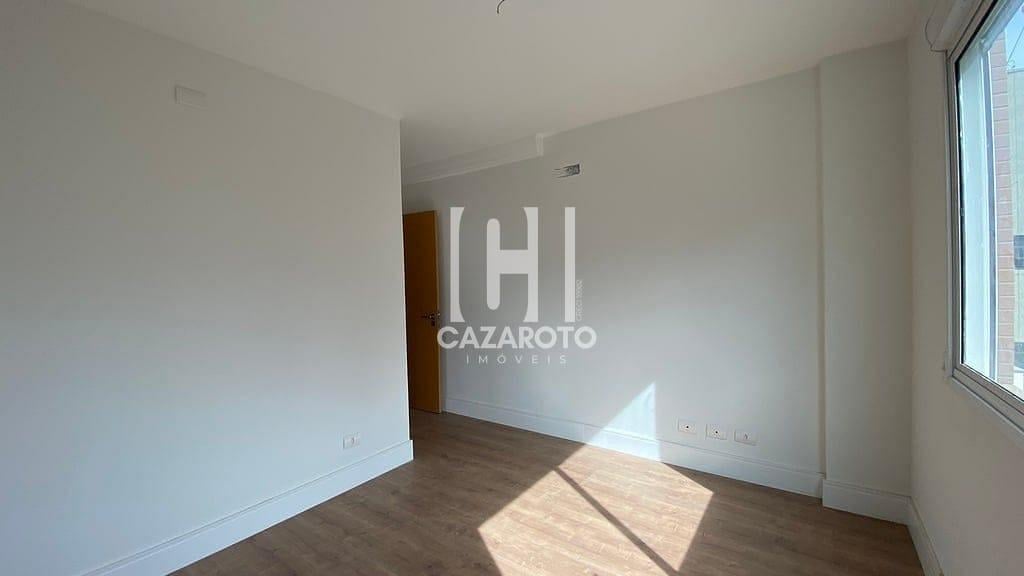 Apartamento Amplo e Aconchegante no Champagnat no Residencial Port Le Havre com 3 dormitrios, sendo 1 sute, 2 banheiros, 2 vagas de garagem, rea til 95,01 m Port Le Havre: Seu Refgio Urbano no C