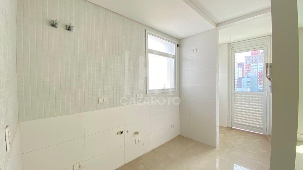 APARTAMENTO PARA VENDA na Alameda Jlia da Costa, no Bairo Bigorrilho em Curitiba / PR no ResidencialPort Le Havre com2 dormitrios, 1 sute, 3 banheiros, 2 vagas erea Total de141,00 m