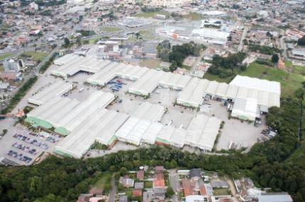 GALPO PARA LOCAO na Avenida Rocha Pombo, emSo Jos dos Pinhais / PR no Condomnio: PORTAL AEROPORTO CONDOMNIO INDUSTRIAL E LOGSTICO com4 banheiros erea Total de1.530,00 m