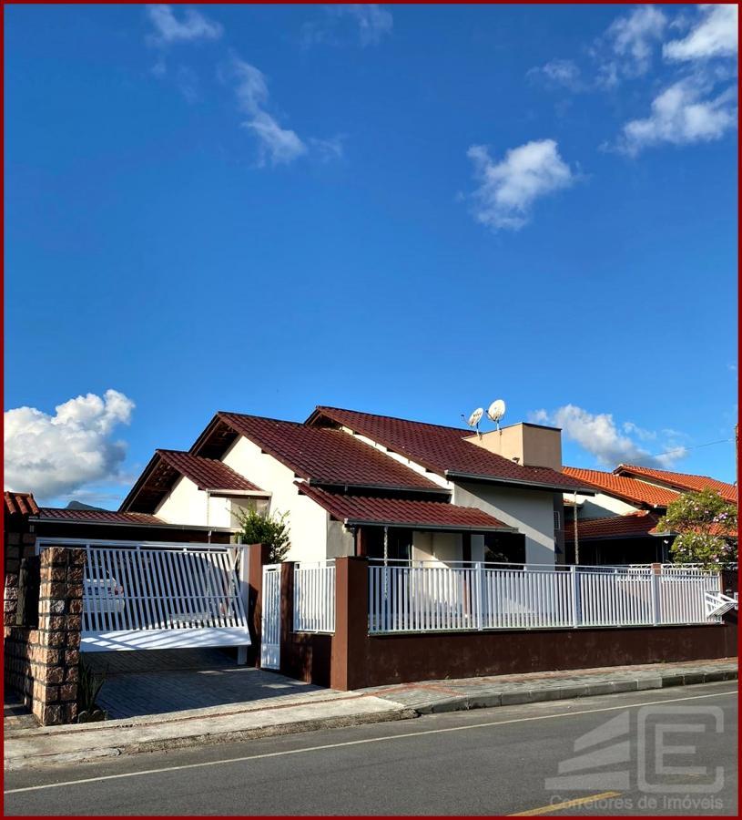 Casa à venda, 2 quartos, 1 vaga, Bracinho - Schroeder/SC