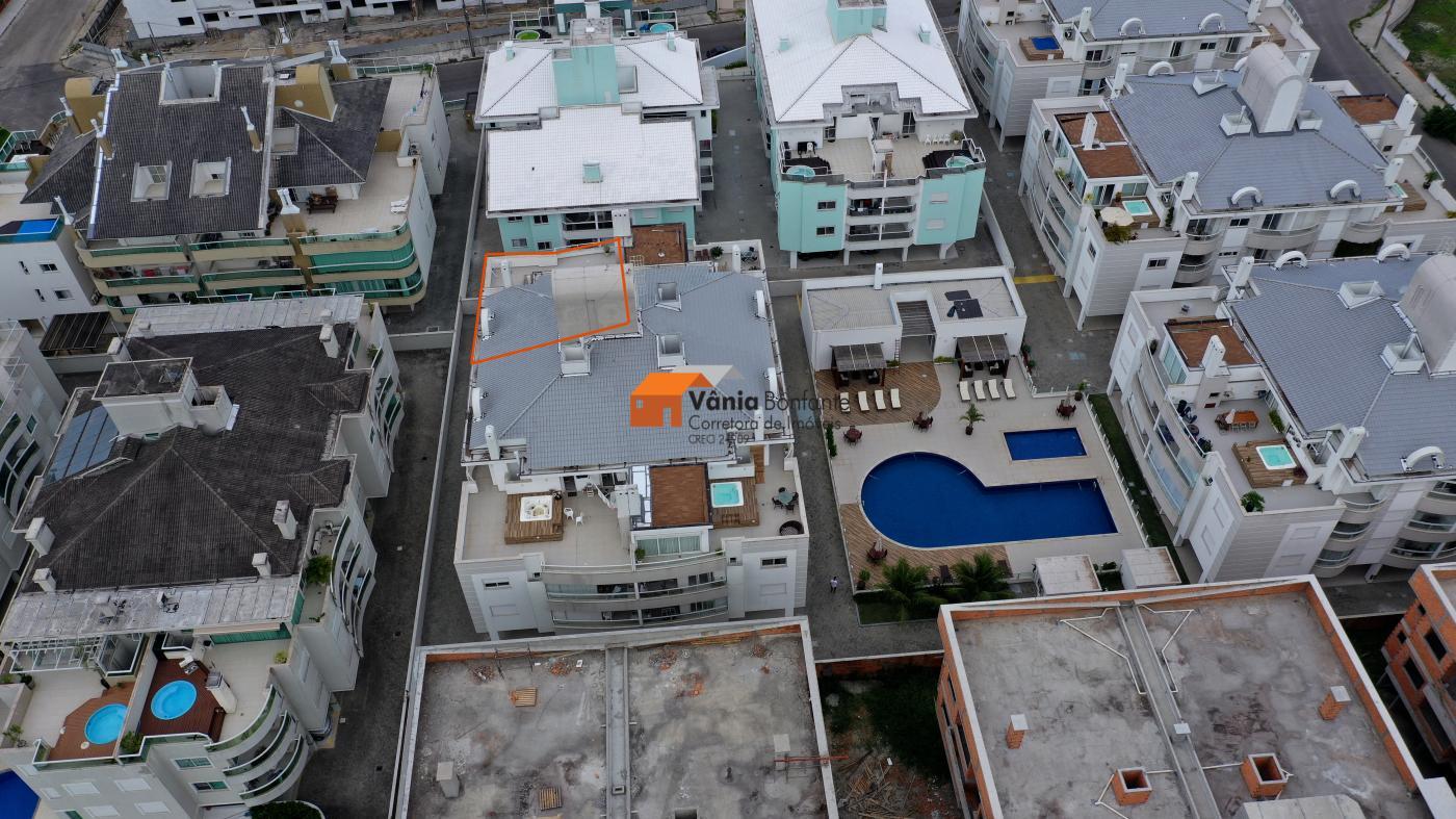 Cobertura para Venda - Florianópolis / SC no bairro Ingleses do Rio  Vermelho, 3 dormitórios, sendo 1 suíte, 2 banheiros, 2 vagas de garagem,  área total 225,00 m², área útil 177,00 m²