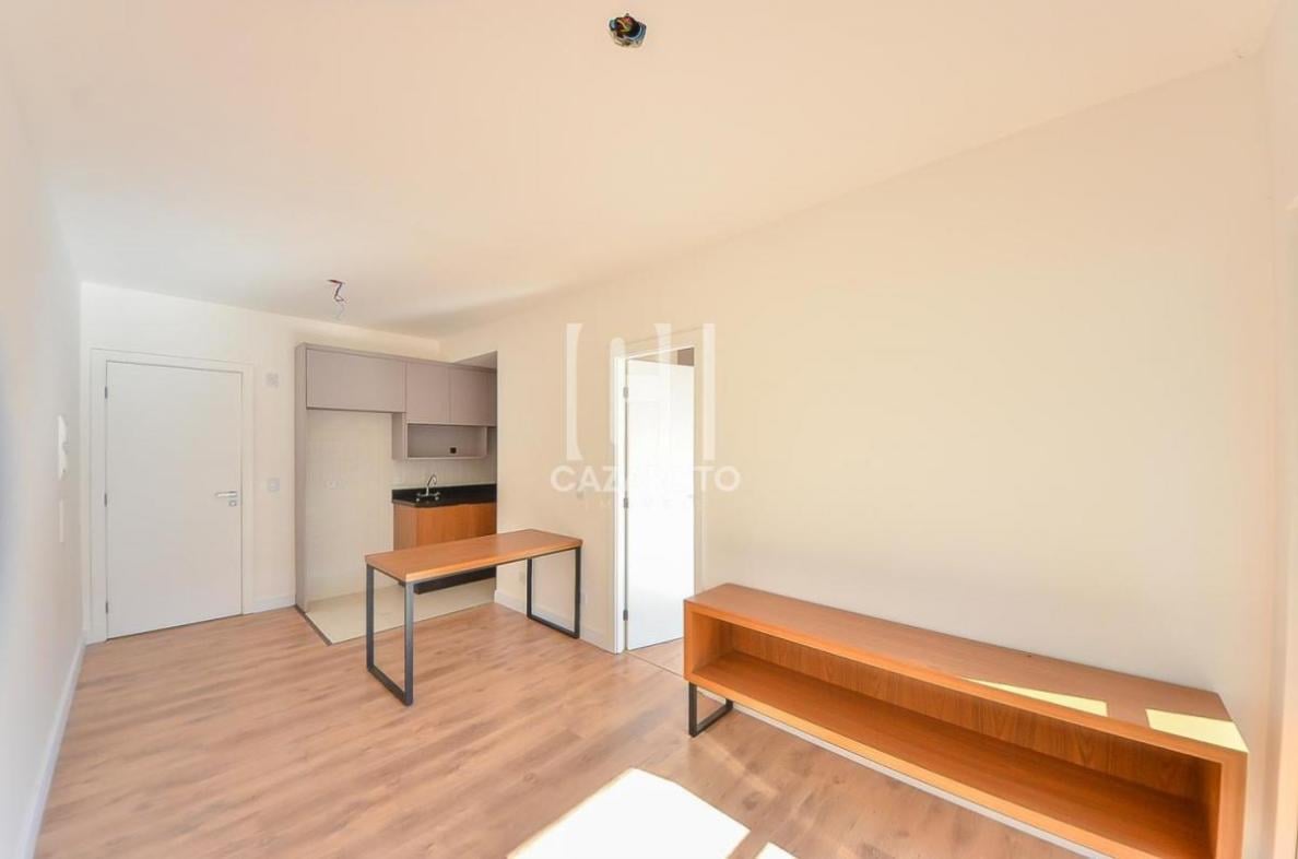 Apartamento Garden de 1 Dormitrio naRua Baltazar Carrasco Dos Reis, no bairro Rebouas emCuritiba / PR om1 dormitrio, 1 banheiro, 1 vaga e49,00 M de rea privativacom Piso Instalado e Mvei