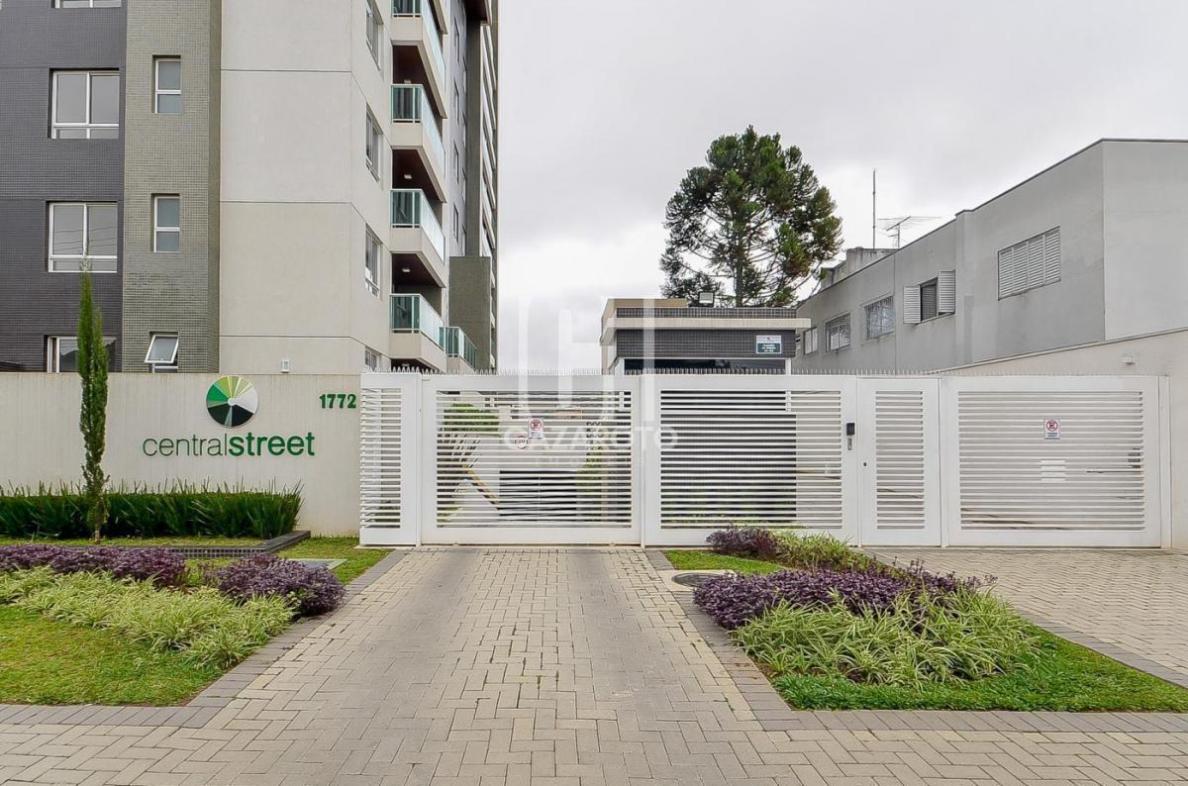 Apartamento Garden de 1 Dormitrio naRua Baltazar Carrasco Dos Reis, no bairro Rebouas emCuritiba / PR om1 dormitrio, 1 banheiro, 1 vaga e49,00 M de rea privativacom Piso Instalado e Mvei