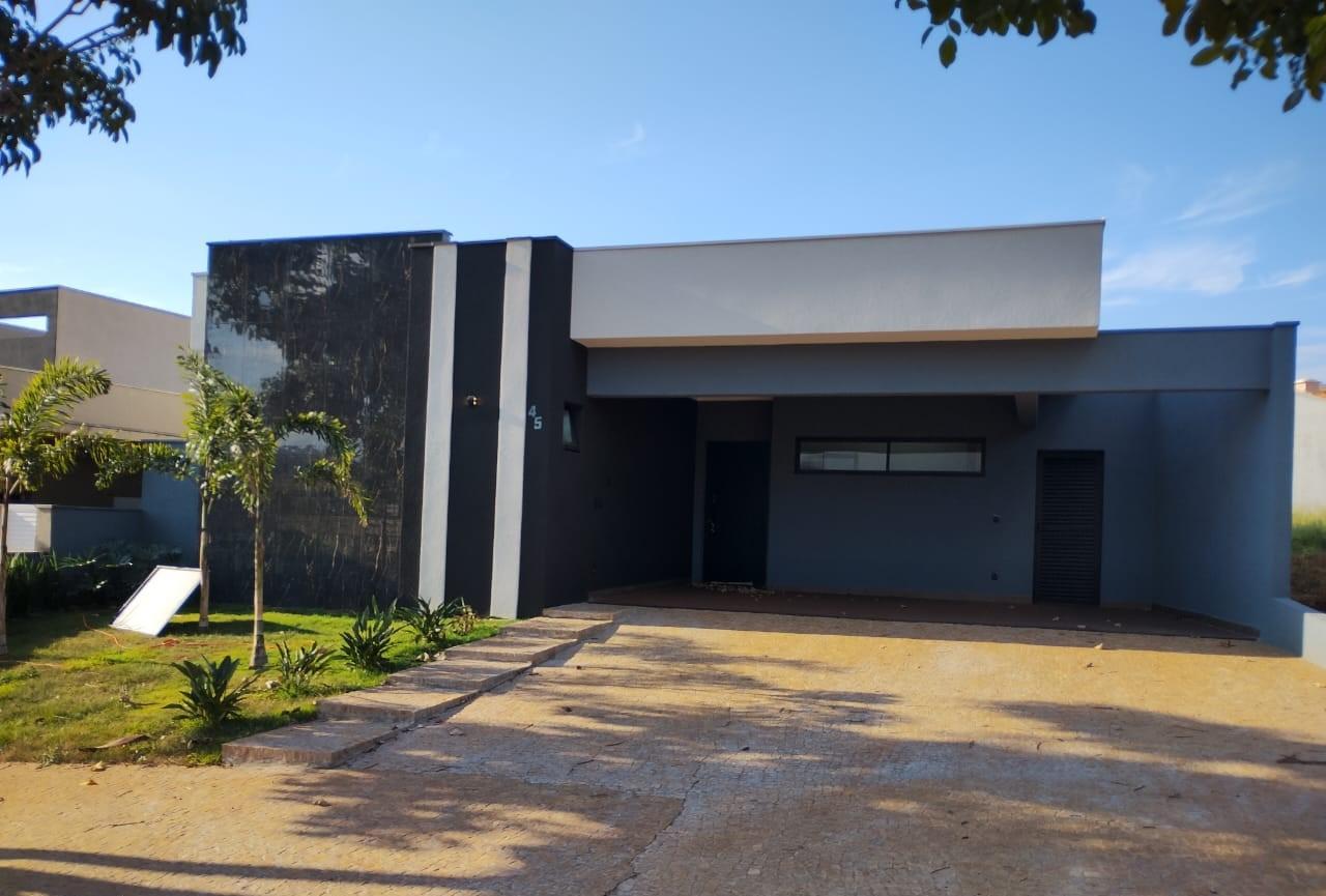 Casa em Condomínio
