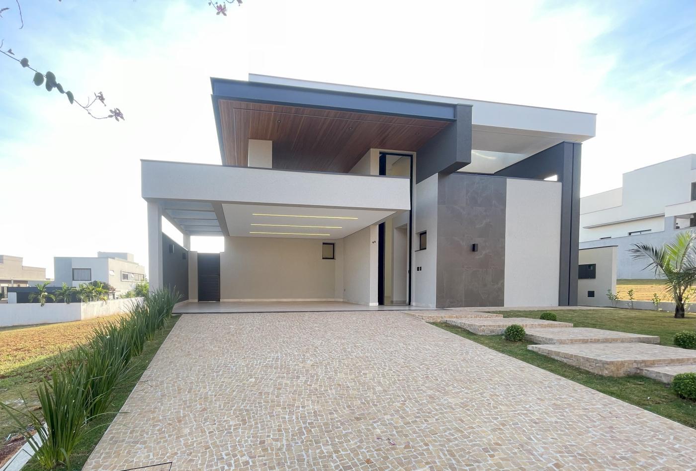 Casa em Condomínio