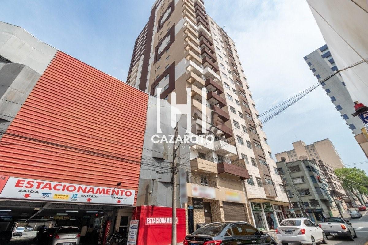 Oportunidade Imperdvel no La Tour: Apartamento com 1 DormitrioModerno Totalmente Mobiliado e Decorado no Centro de Curitiba com 35 M