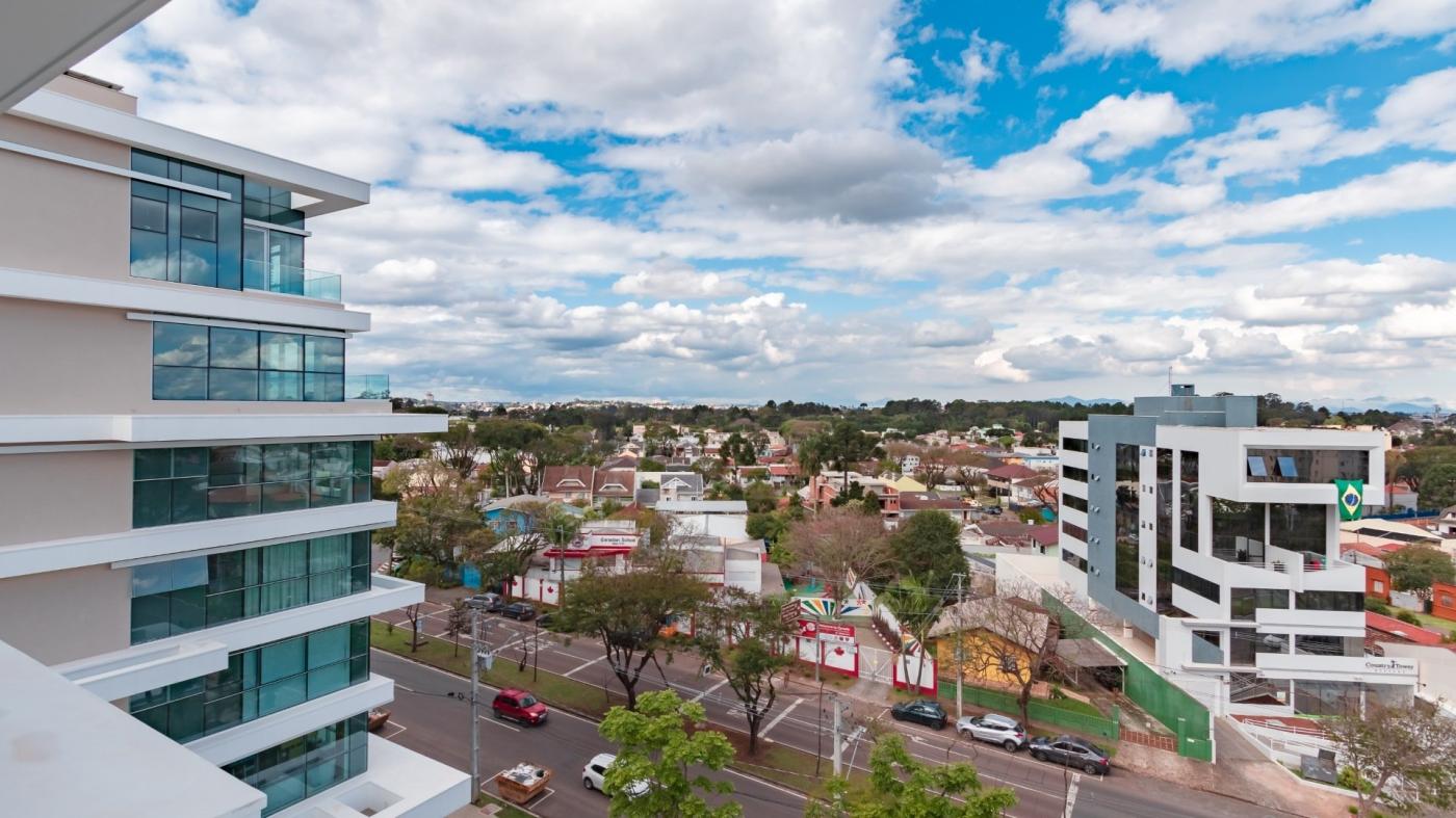 Cobertura para Venda na Avenida Nossa Senhora da Luz no bairro Cabral em Curitiba / PR com 4 dormitrios, 4 sutes, 5 banheiros, 4 vagas e 440 M de rea privaitva