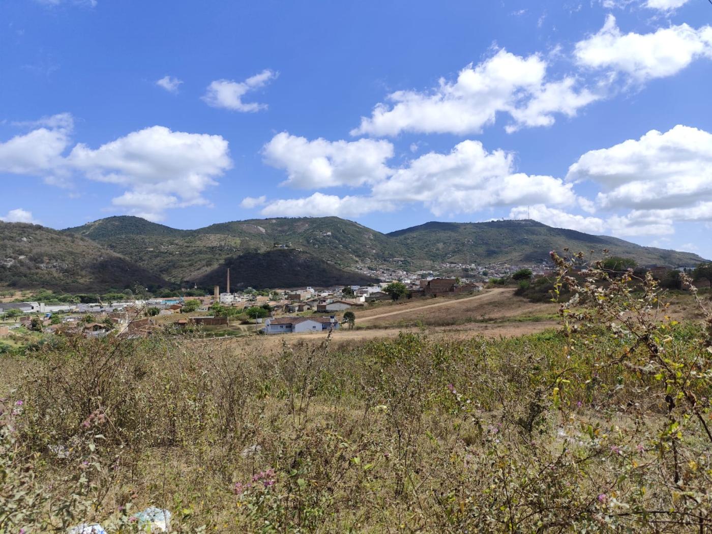 VISTA DO TERRENO