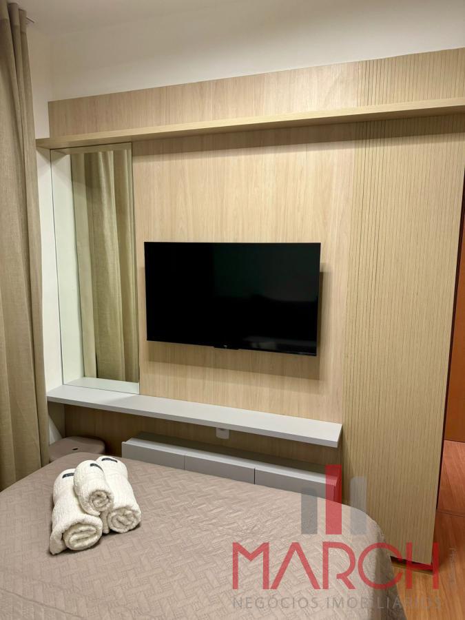 quarto com TV