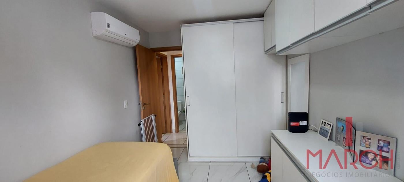 quarto com ar condicionado