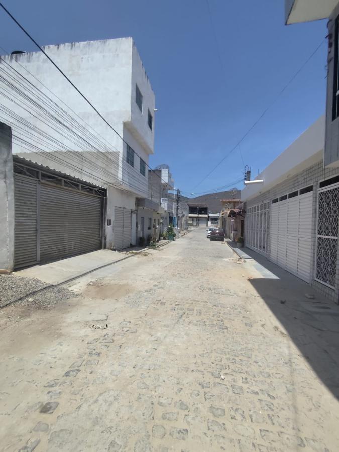 RUA DE ACESSO