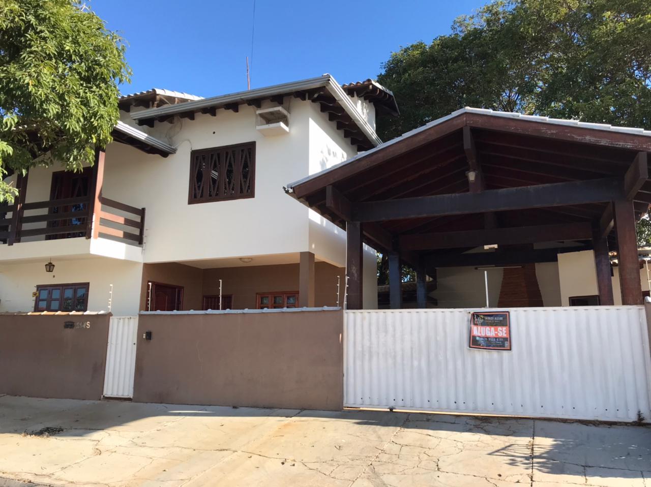 Sobrado para Venda, em Juara, bairro Centro, 3 dormitórios, 5 banheiros, 3 suítes