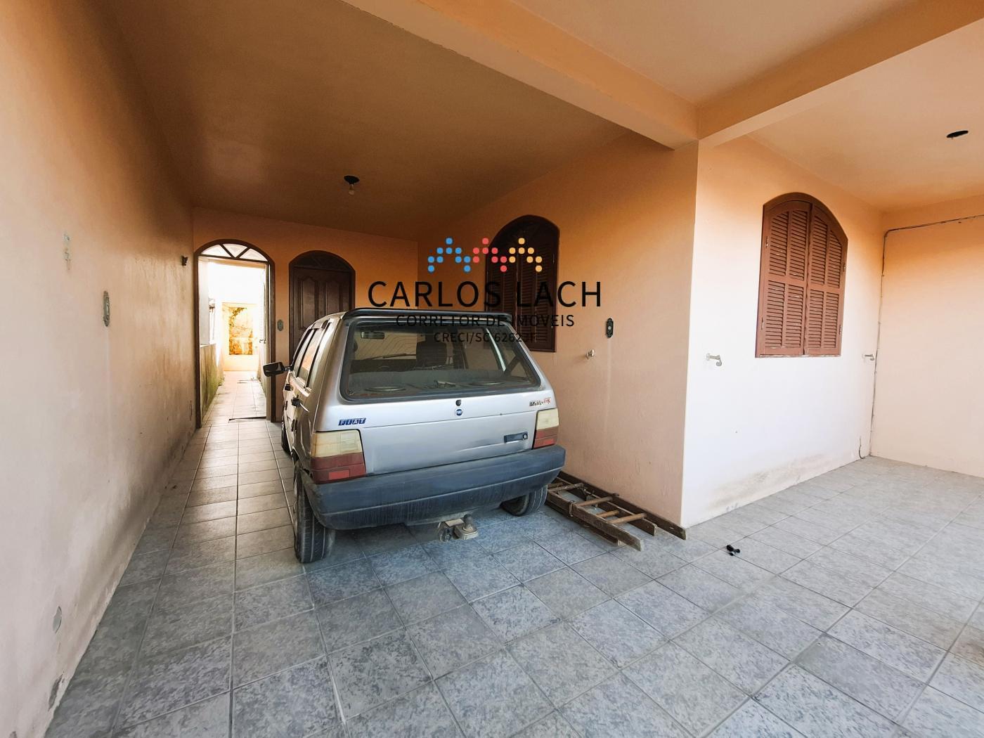 Casa em Laguna para investimento em aluguel
