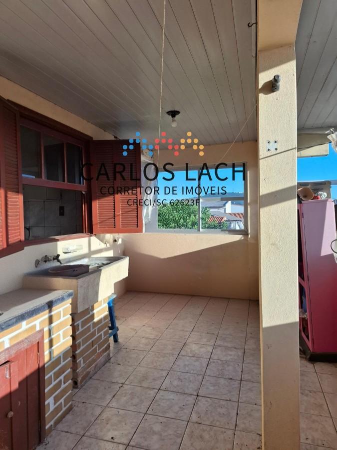 Casa em Laguna para investimento em aluguel