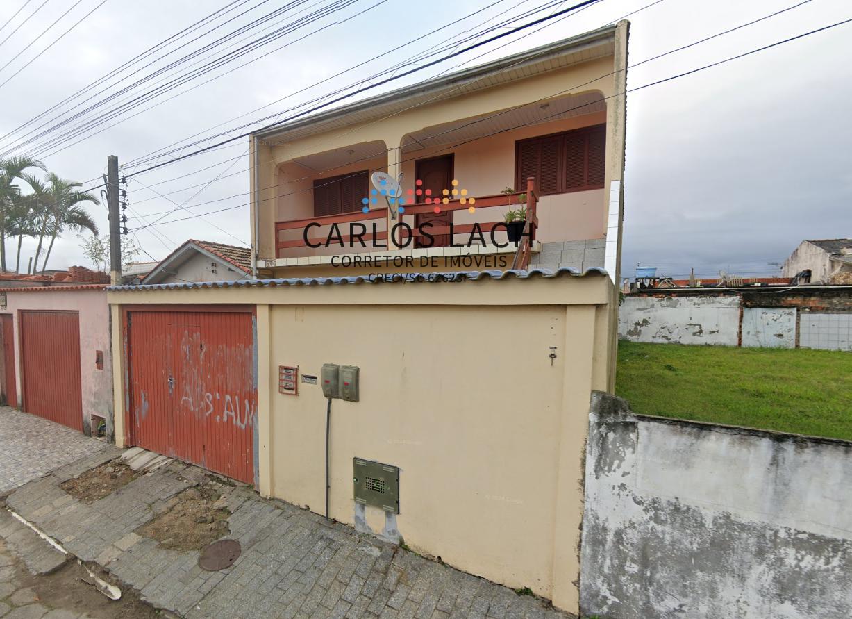 Casa em Laguna para investimento em aluguel
