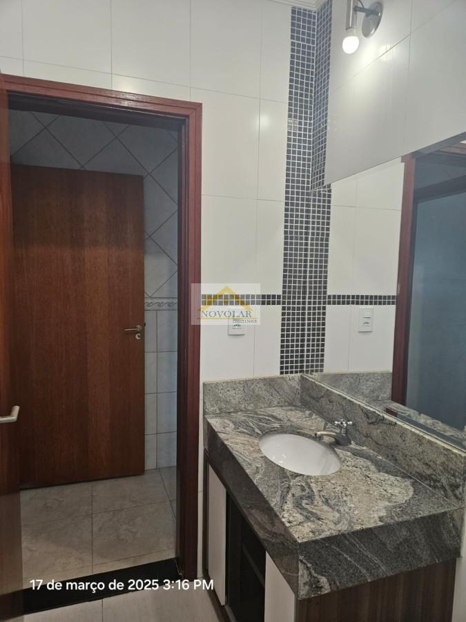 BANHEIRO SOCIAL