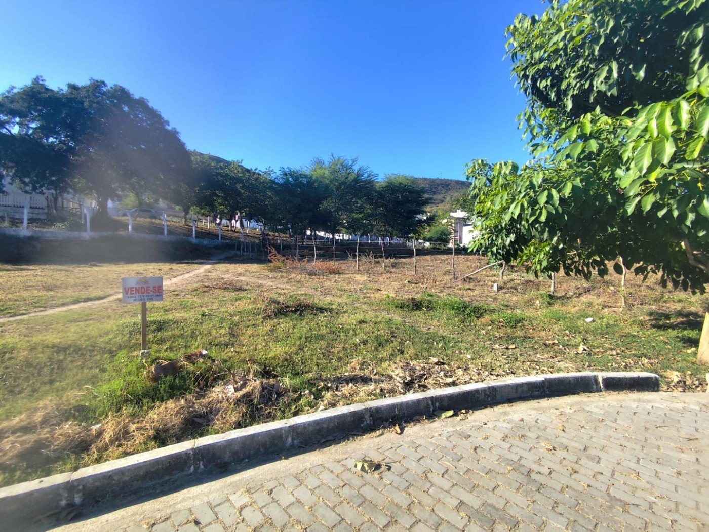 FRENTE DO TERRENO