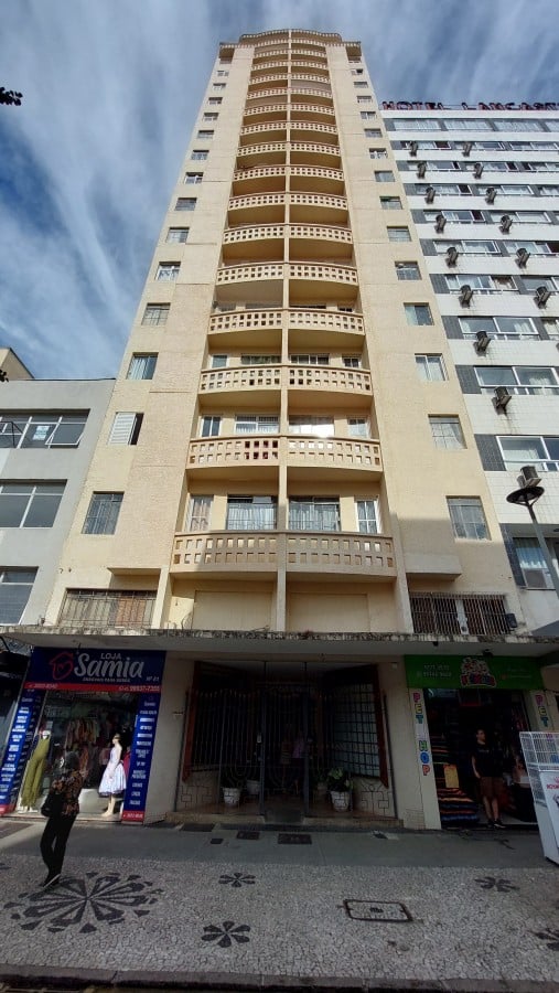 Apartamento para Venda, em Curitiba, bairro Centro, 2 dormitórios, 1 banheiro