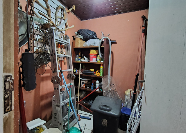 Depsito ao lado da cozinha