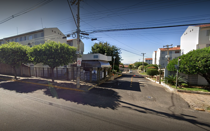 Apartamento para Venda, em Bauru, bairro Parque Viaduto, 3 dormitórios, 1 banheiro, 1 vaga