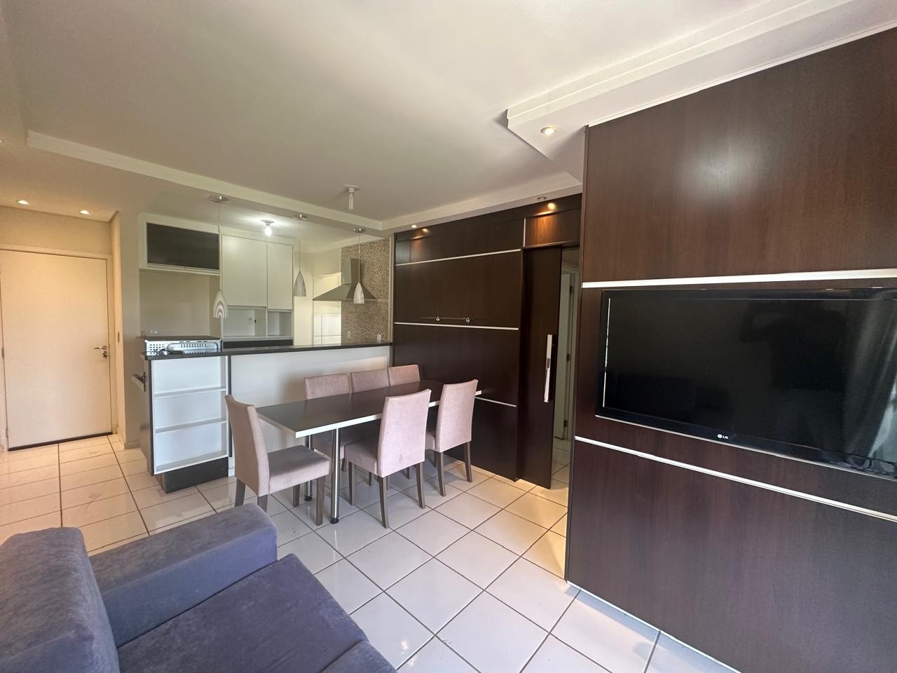 Apartamento para Locação, em Araçatuba, bairro Morada dos Nobres, 2 dormitórios, 2 banheiros, 1 suíte, 1 vaga