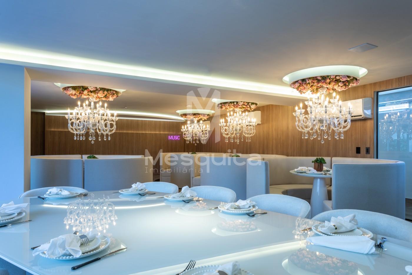 Club Lounge