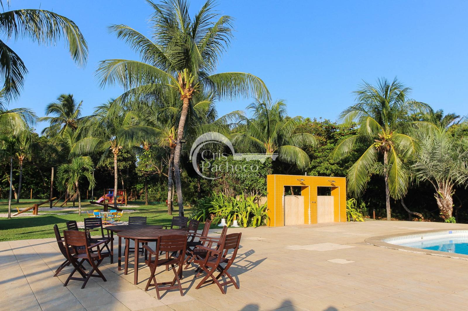 PISCINA/CHUVEIRÃO/PARQUE INFANTIL