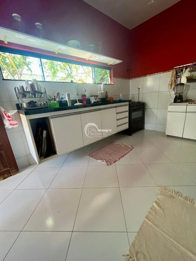 Cozinha com ármarios