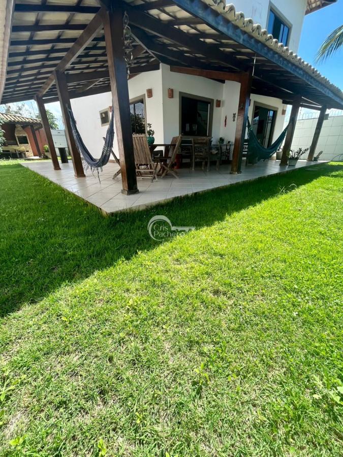 Varanda externa com área verde
