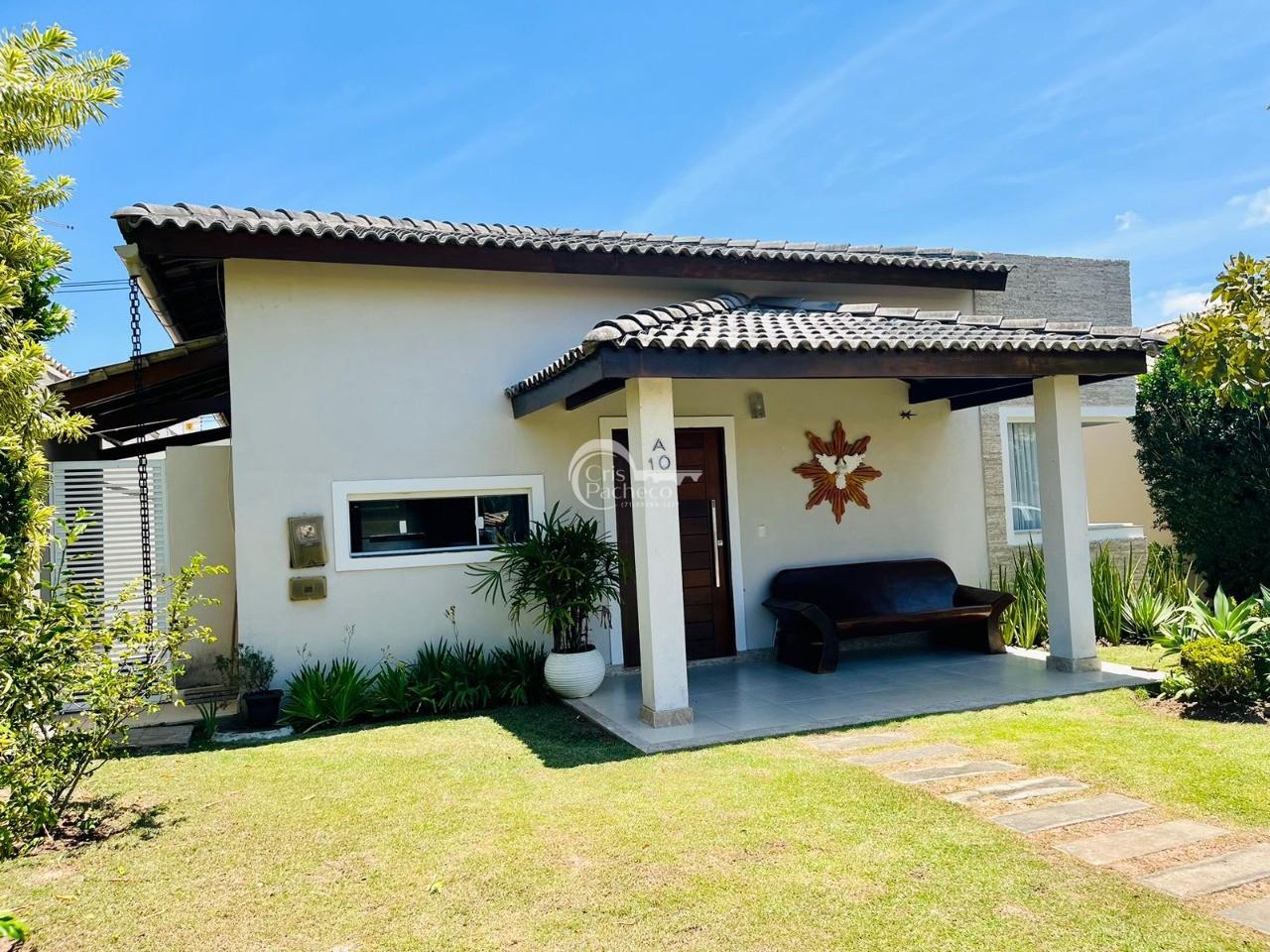 Fachada com jardim américano