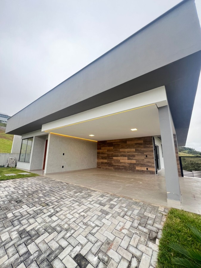 Casa em Condomínio