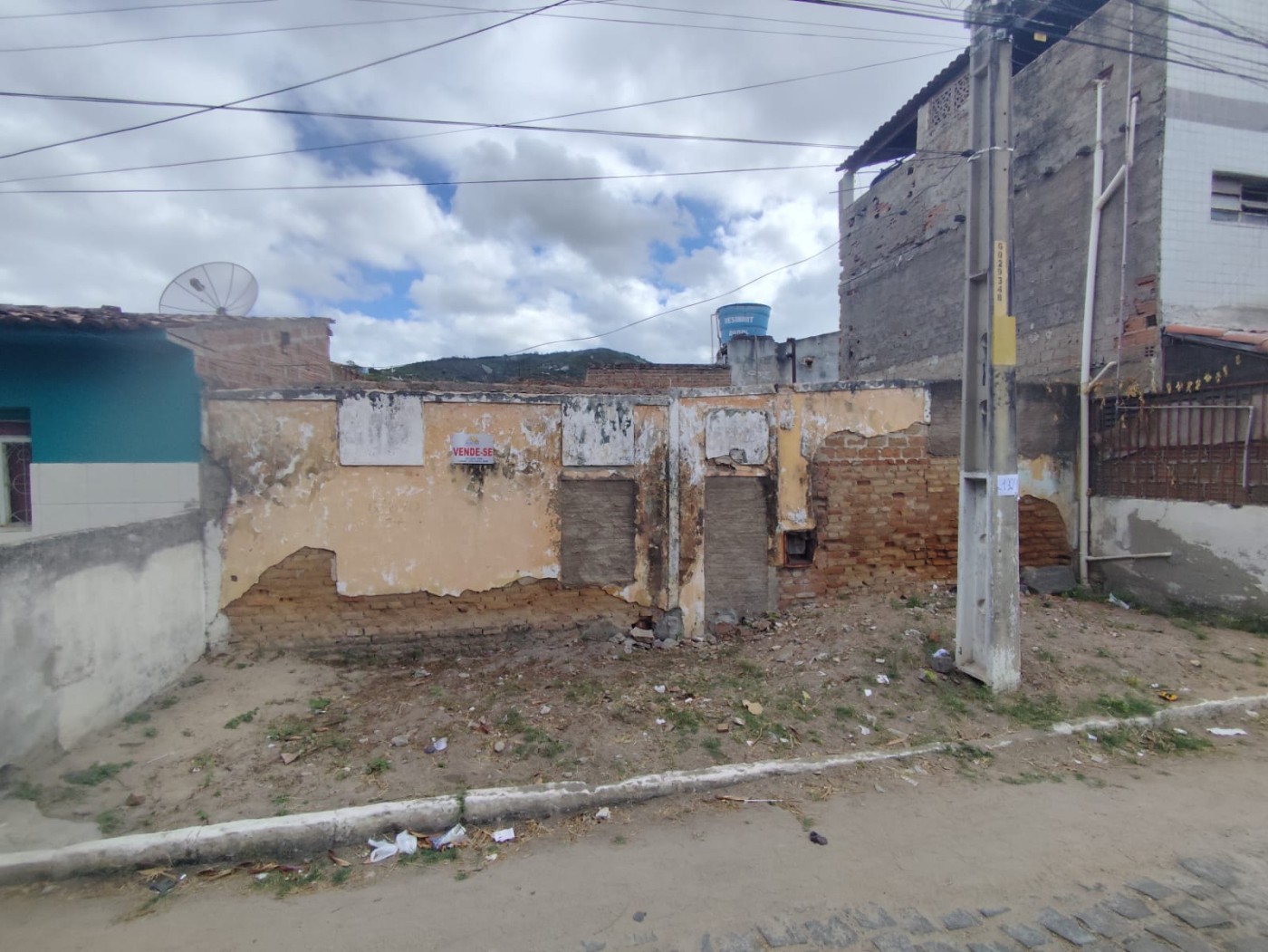 FRENTE DO TERRENO
