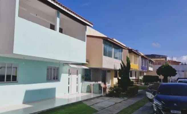 Casa para Venda, em Lauro de Freitas, bairro Ipitanga, 3 dormitórios, 4 banheiros, 2 suítes, 2 vagas