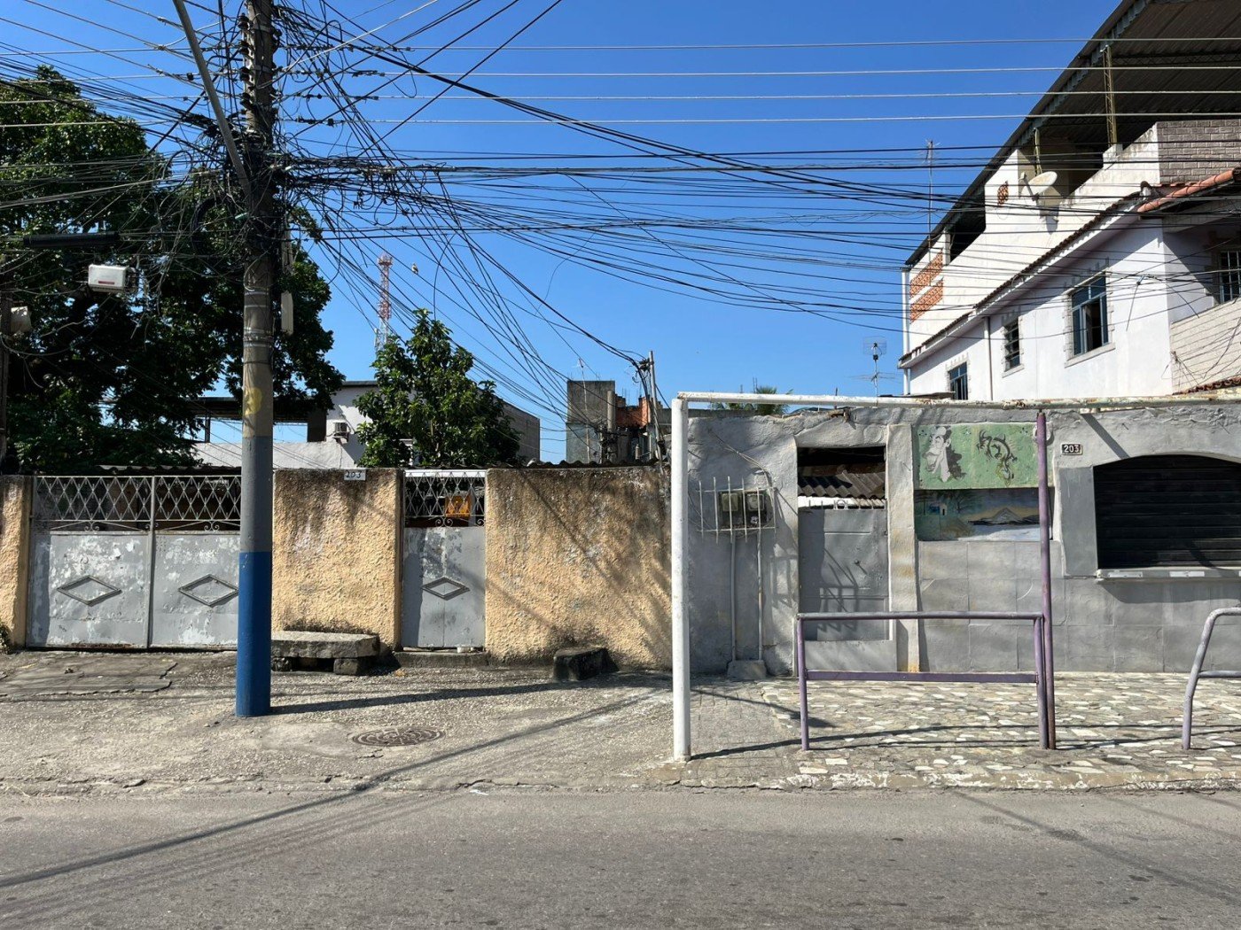 Casa para Venda - Mesquita, Coréia, 6 dormitórios, 4 banheiros