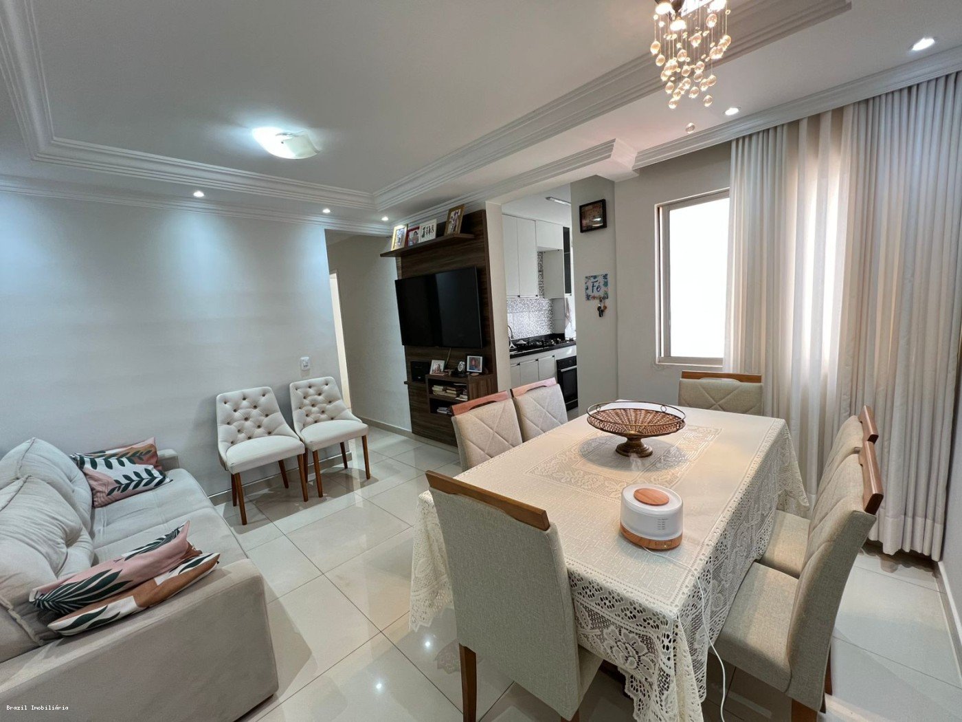 Apartamentos Financiáveis para Venda, em Brasília, bairro Setor Meireles (Santa Maria), 2 dormitórios, 1 banheiro, 1 suíte, 1 vaga