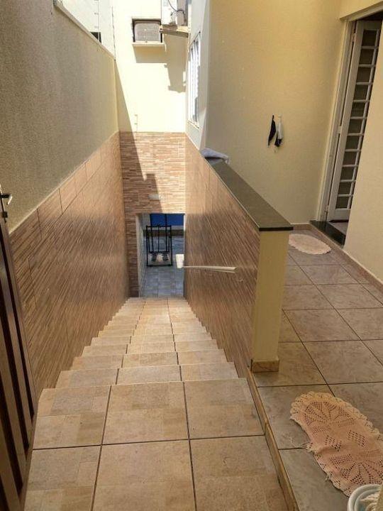acesso para piso inferior