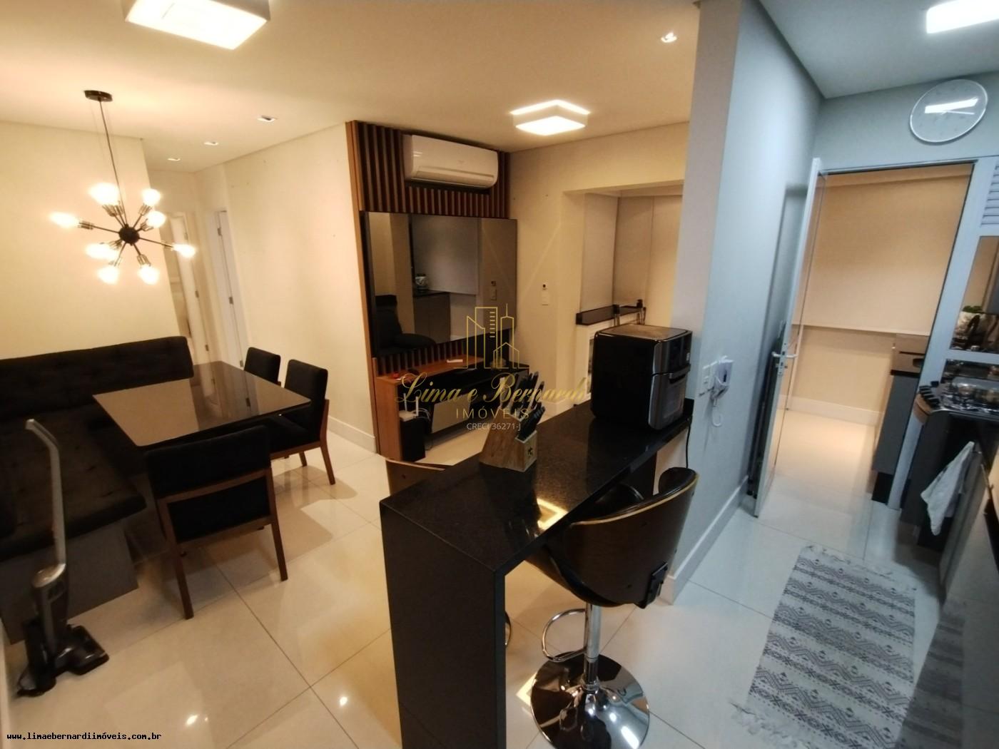 Apartamento para Locação, em São Paulo, bairro Barra Funda, 2 dormitórios, 2 banheiros, 1 suíte, 1 vaga