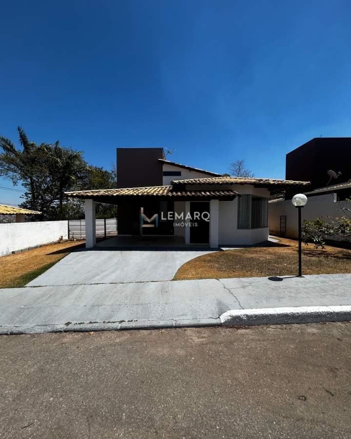 Casa em Condom�nio