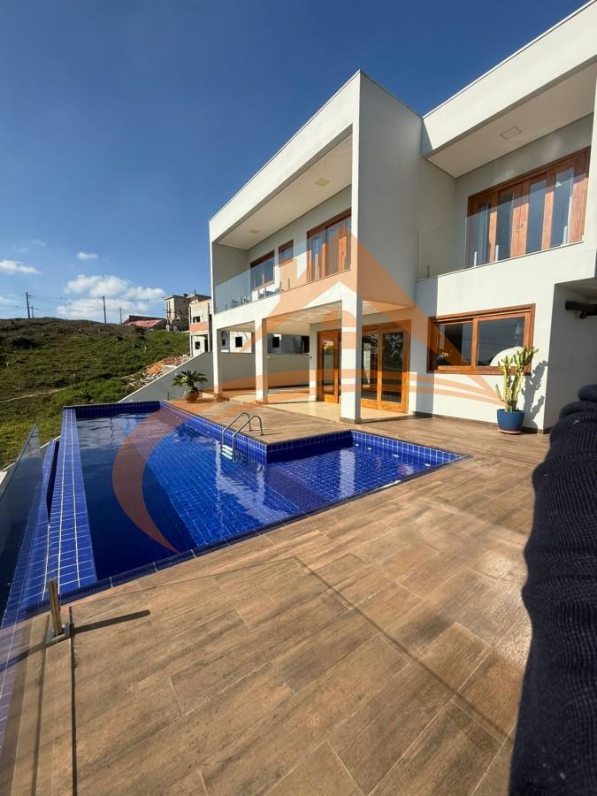 Casa em Condom�nio