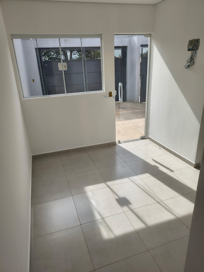 Casa para Venda, em , bairro , 2 dormit�rios, 1 banheiro, 2 vagas