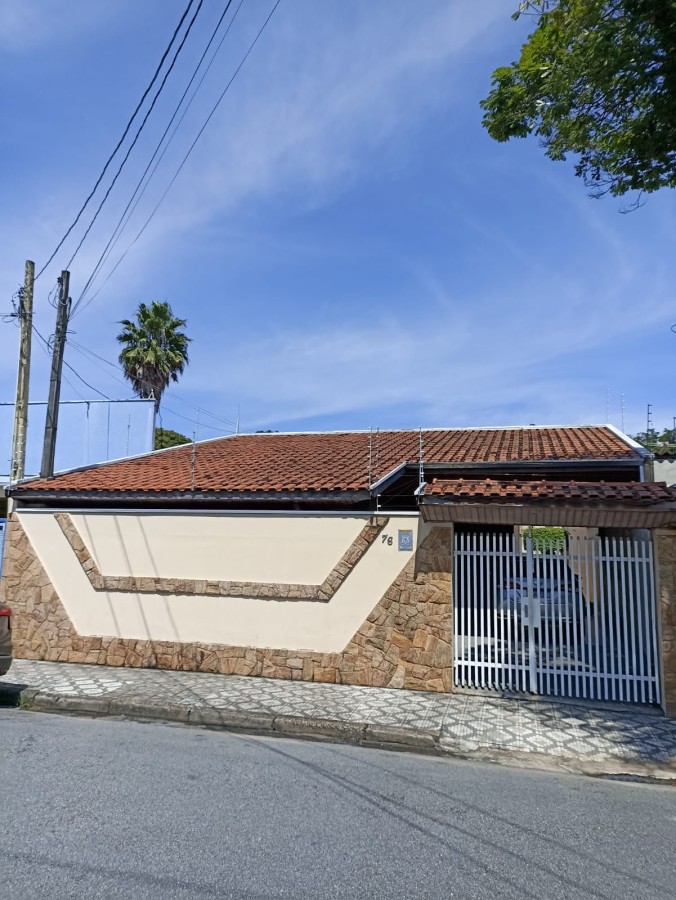 Casa para Venda, em Taubat�, bairro Ch�cara Santa Luzia, 2 dormit�rios, 2 banheiros, 1 su�te, 2 vagas