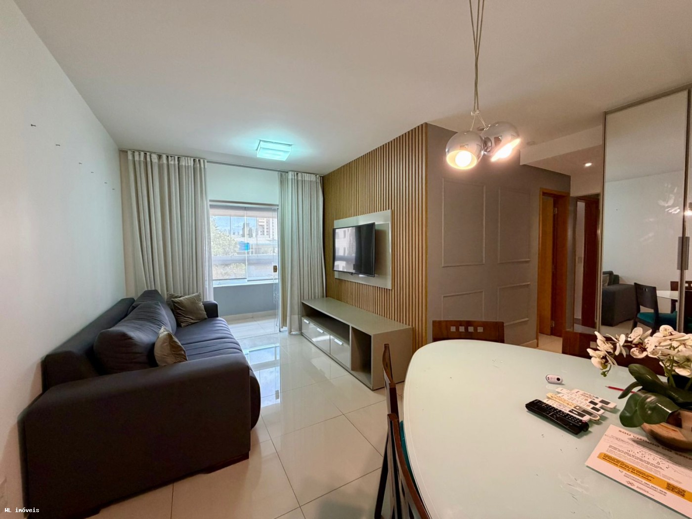 Apartamento para Venda, em Goi�nia, bairro Jardim Goi�s, 3 dormit�rios, 2 banheiros, 1 su�te, 1 vaga