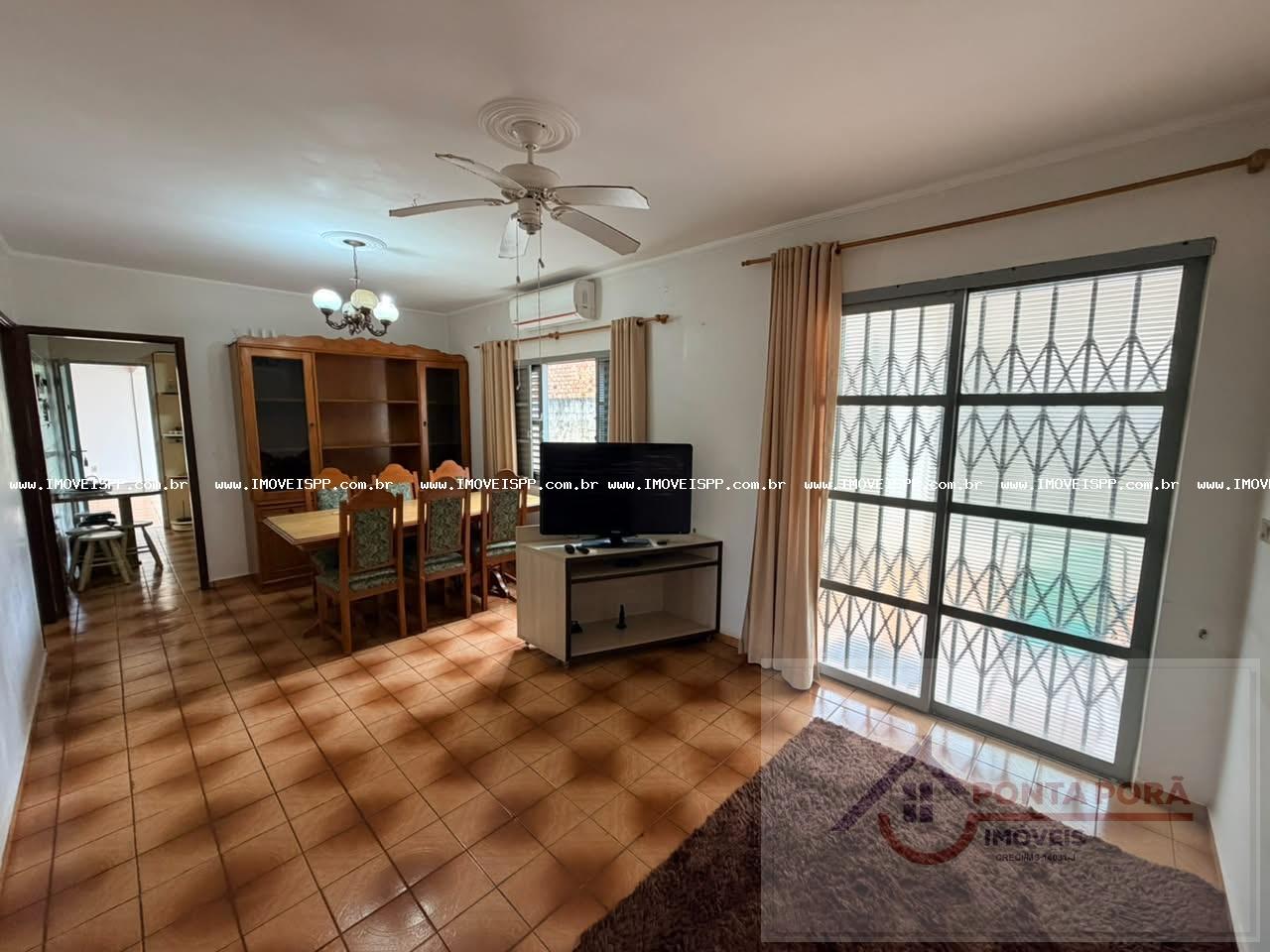 Sala de Jantar e sala de estar