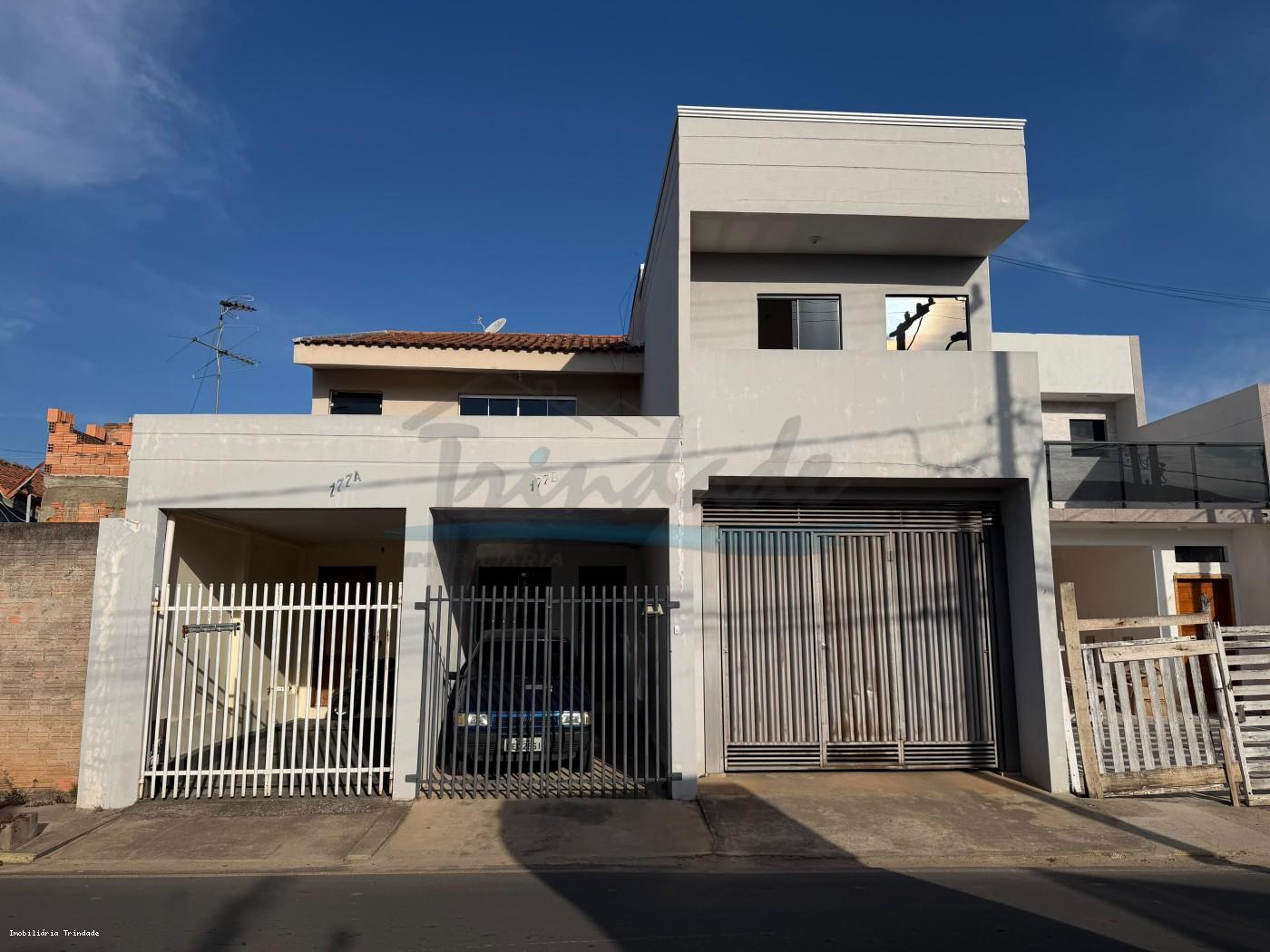 Casa para Loca��o, em Jaguaria�va, bairro Centro, 2 dormit�rios, 1 banheiro, 1 vaga