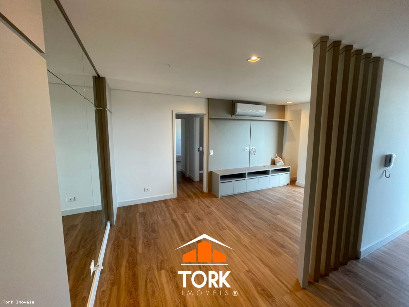 Apartamento para Loca��o, em Presidente Prudente, bairro Edif�cio Mirante do Parque, 2 dormit�rios, 2 banheiros, 1 su�te, 1 vaga