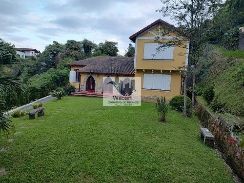 Casa para Loca��o, em Petr�polis, bairro Cremerie, 6 dormit�rios, 3 banheiros, 2 vagas