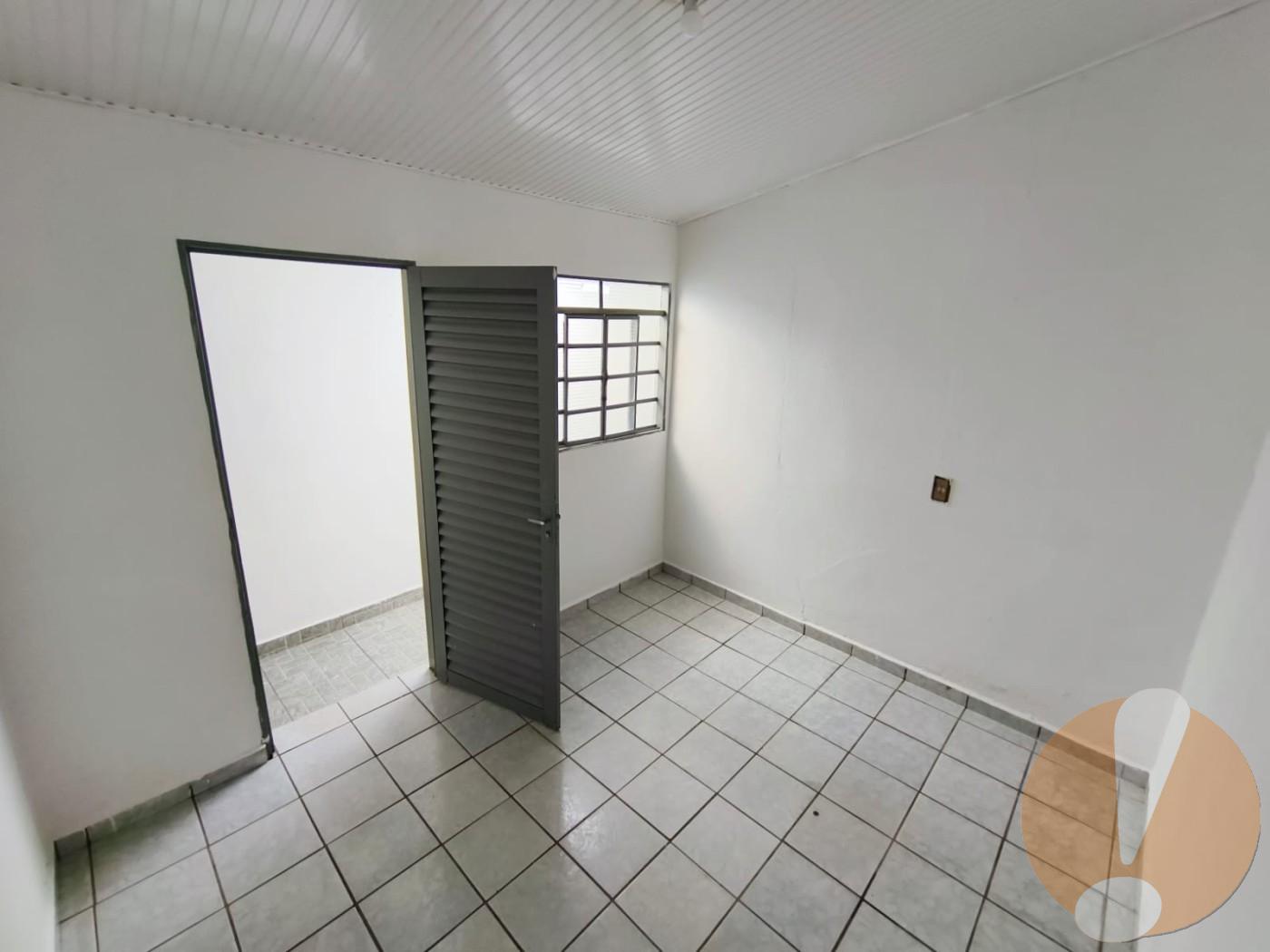 Casa para Loca��o, em Franca, bairro Jardim Concei��o Leite, 2 dormit�rios, 1 banheiro, 2 vagas