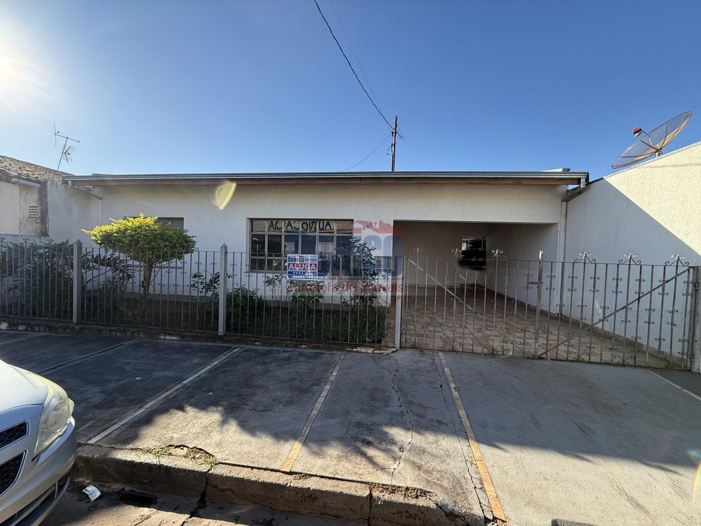 Casa para Loca��o, em Avar�, bairro Braz, 3 dormit�rios, 3 banheiros, 1 su�te, 2 vagas
